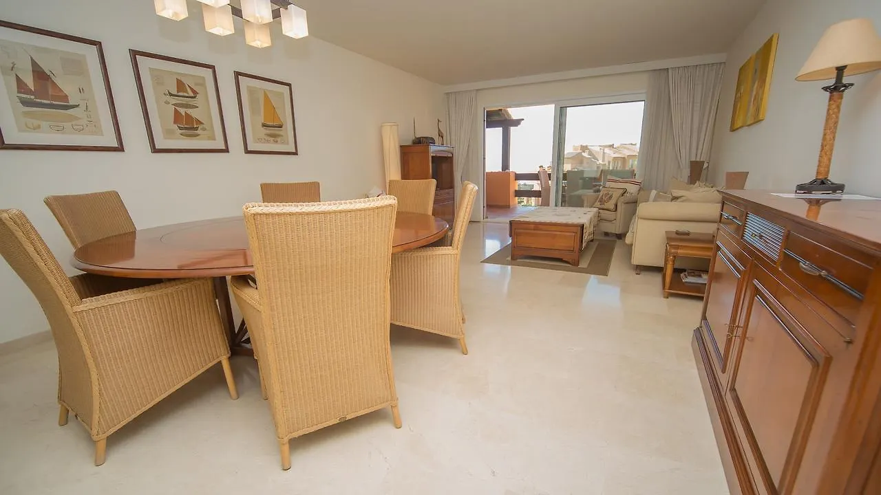 1022 Los Granados Apartment Manilva